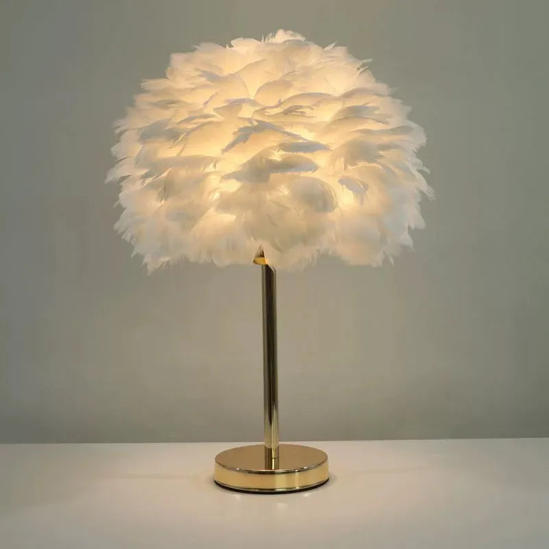 Romantic Feather Table Lamp